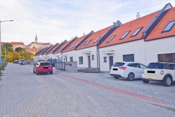Pronájem moderního rodinného domu s výhledem na Mikulovský zámek