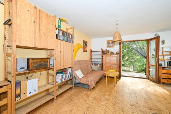 Rodinný dům na hranici lesa s rozlehlou zahradou a garáží – Mokrá-Horákov, Brno-venkov