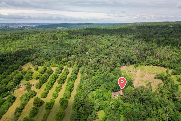 Rodinný dům na hranici lesa s rozlehlou zahradou a garáží – Mokrá-Horákov, Brno-venkov