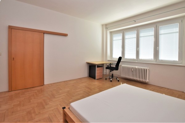 Pronájem bytu 2+1 s balkonem, Brno – Královo Pole, ul. Purkyňova