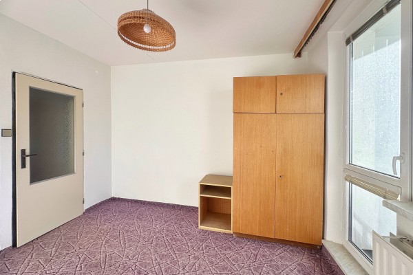 BYT 2+1 S LODŽIÍ K PRONÁJMU