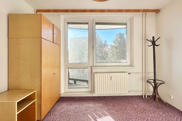 BYT 2+1 S LODŽIÍ K PRONÁJMU