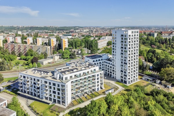 NOVOSTAVBA BYTU S BALKONEM A PARKOVÁNÍM V BRNĚ