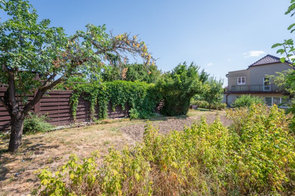STAVEBNÍ POZEMEK 441 M² VE ŠLAPANICÍCH U BRNA
