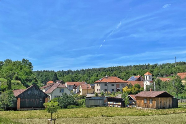 STAVEBNÍ POZEMEK U TIŠNOVA