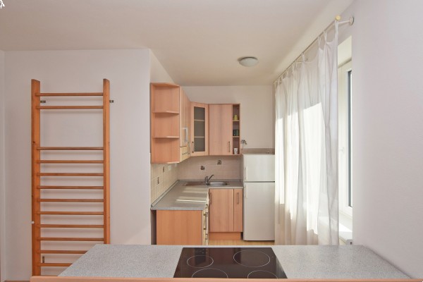 Pronájem 2+kk ul. Langrova Brno Slatina